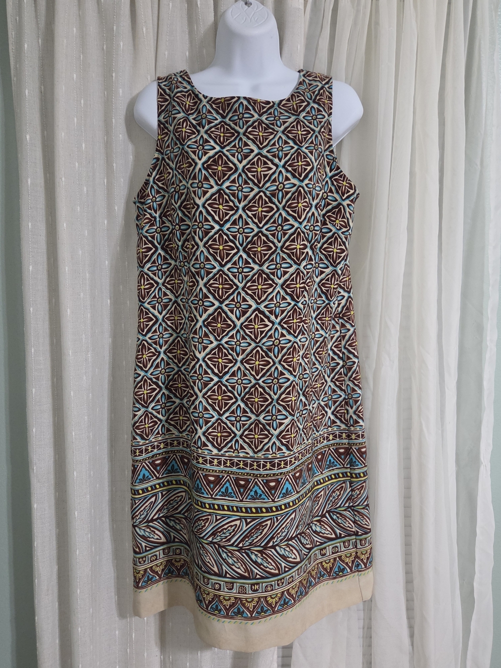 VTG Sag Harbor Sleeveless Geo-Print Midi Dress in Brown and Blues